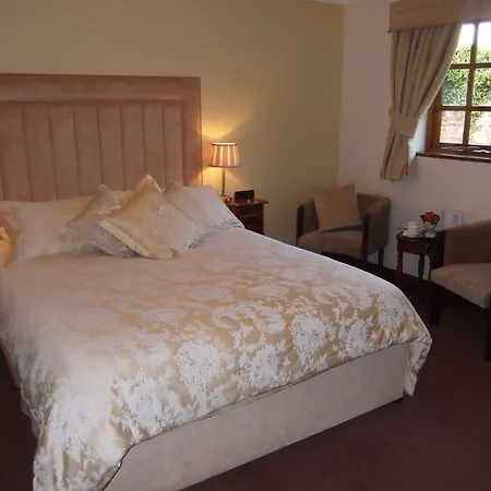 Brandon Lodge-3