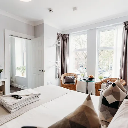 Sweet Suites Lytham-2