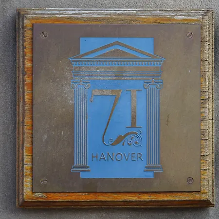 Hanover 71 Suites-3