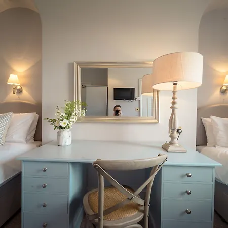 Anabelle'S Guest House-3