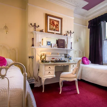 Creston Villa Guest House-3