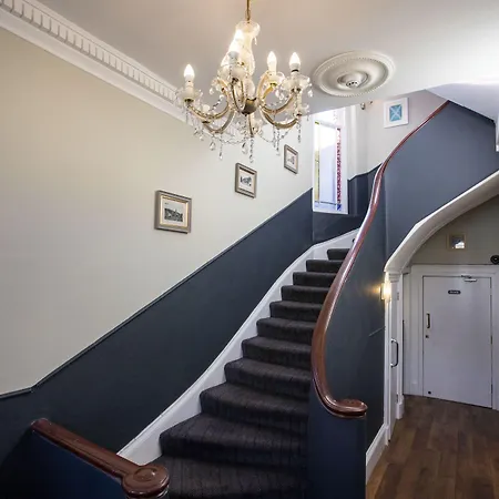 The Waverley Hotel-2
