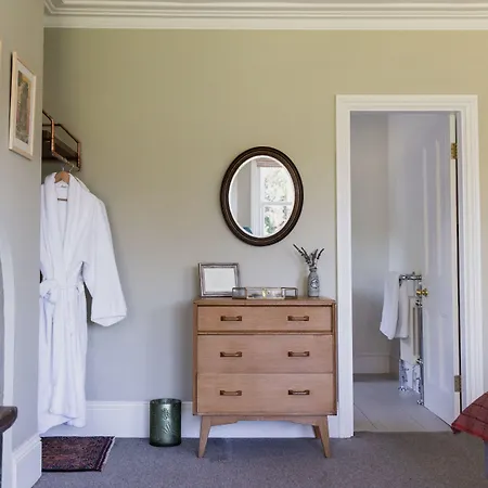 Bridstow Guest House-3
