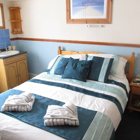 Tregella Guest House-2