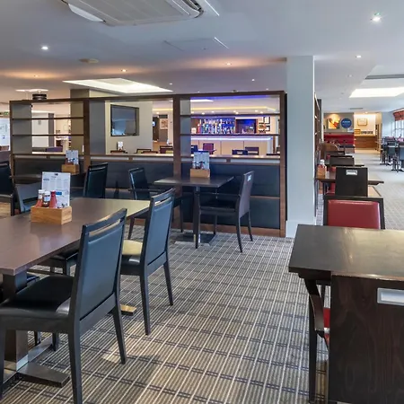 Holiday Inn Express Milton Keynes By Ihg-2