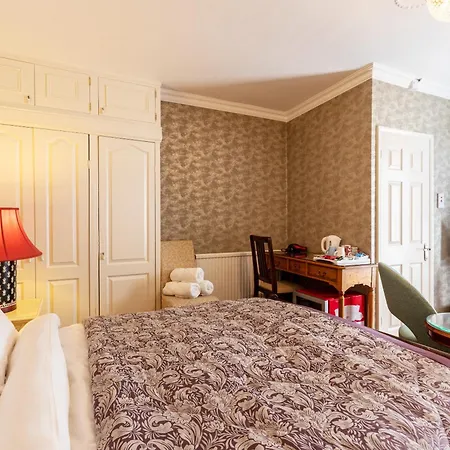 Hubert House Guesthouse-2
