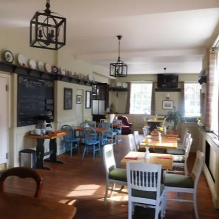 Prince Of Wales-3