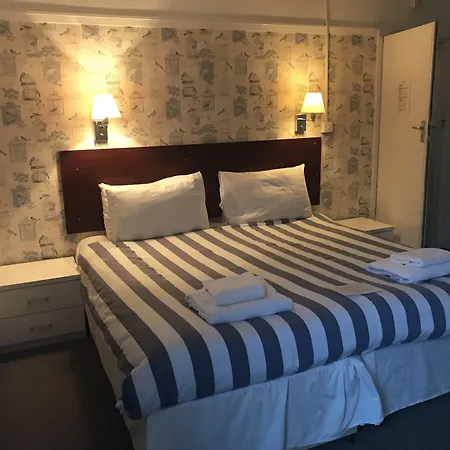 North Parade Seafront Accommodation-3
