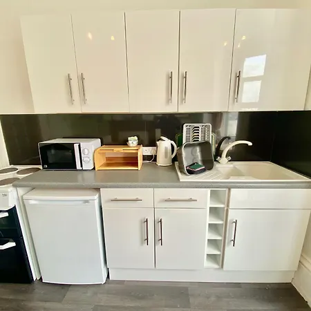 Oceana Holiday Apartments-3
