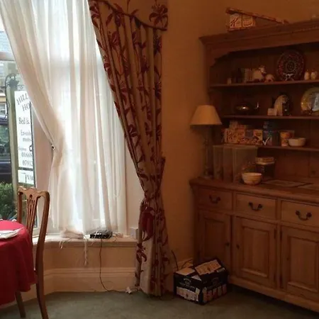 Hillcrest House-3