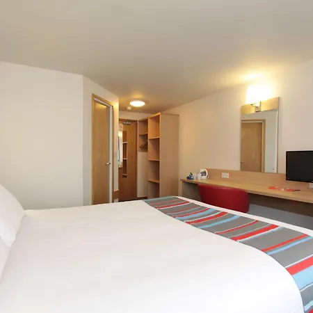 Travelodge Exeter M5-3