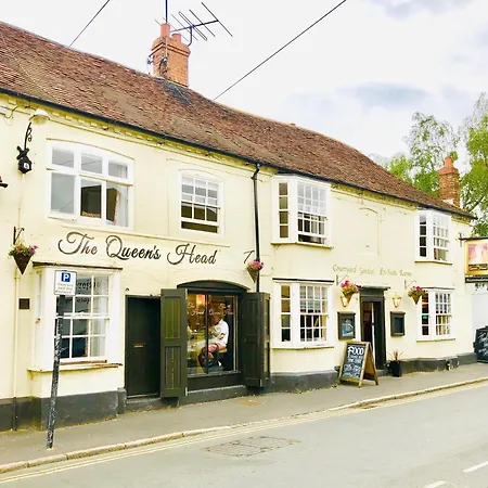 The Queens Head-2