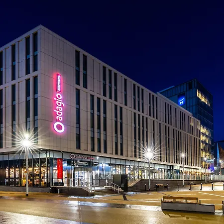 Aparthotel Adagio Leicester-3