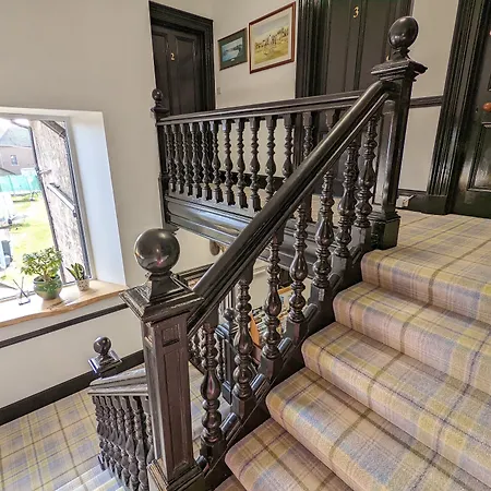 Cambeth Lodge Guesthouse-3