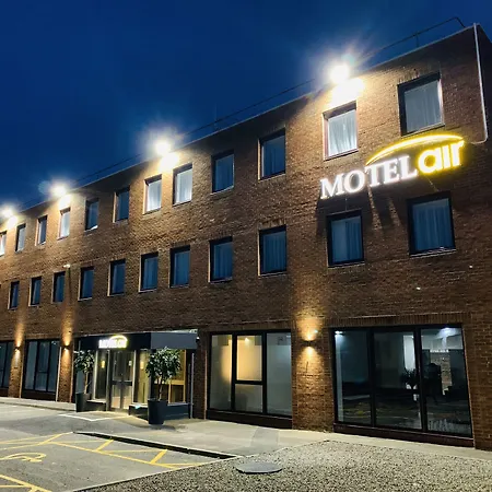 Motel Air Glasgow Airport-2
