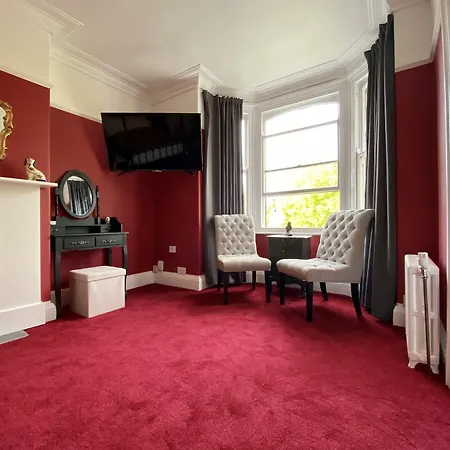 Blenheim Guest House-2