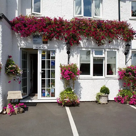 Moonraker House-3