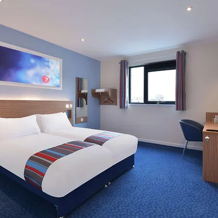 Travelodge Scarborough St Nicholas-2