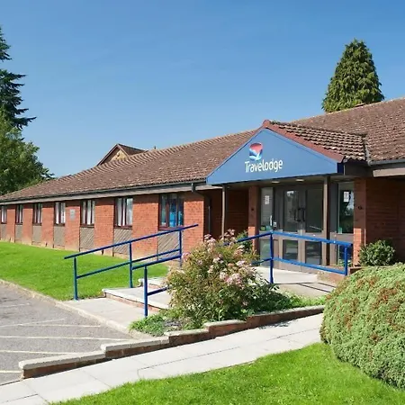 Travelodge Alton Four Marks-3