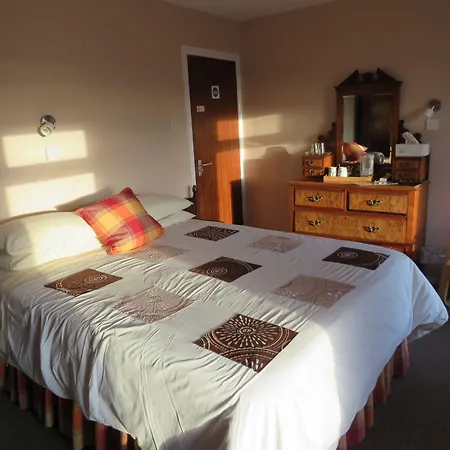Carnside Guest House-3