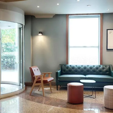 B&B Hotel London Heathrow-3