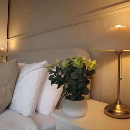 Harbourside Hotel-2