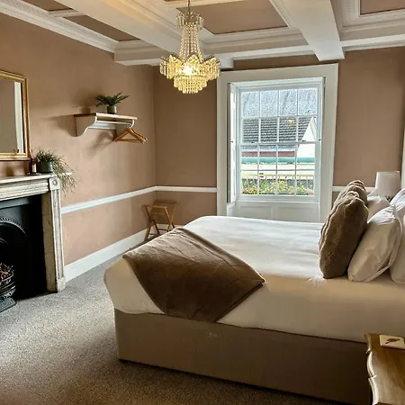 The Beacons Guest House-2