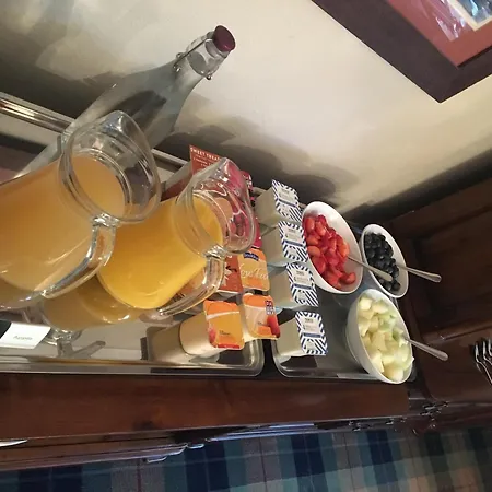 Eriskay Guest House And Aviemore Glamping-3