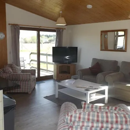 Avonvale Holiday Lodges, Your Home From Home On The Edge Of The Cotswolds-2