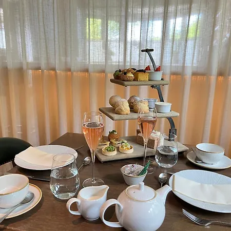 Hurley House Hotel-3