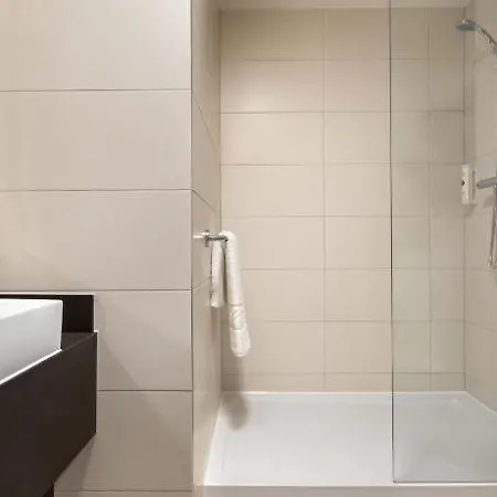 Ramada East Kilbride-3