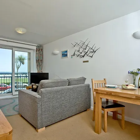 16 Belvedere Court-2