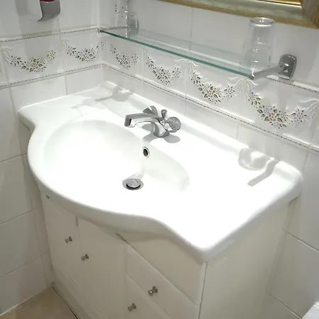 Consort Hotel & Urban Spa-3