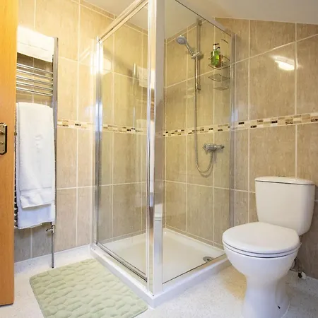 Lovesgrove Country Guest House-2