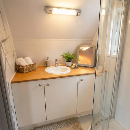 Caplor Glamping & Lodges-3
