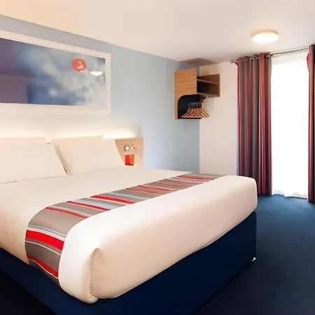 Travelodge Norwich Central Riverside-3