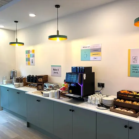 Garner Hotel Lincoln By Ihg-3