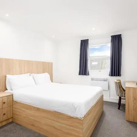 The Sandringham Hotel-2