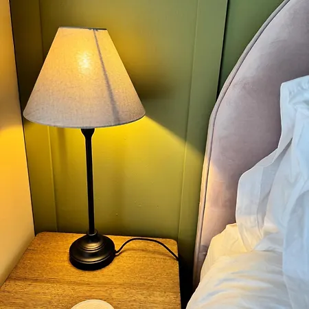 Haven House Rooms, Barry-2