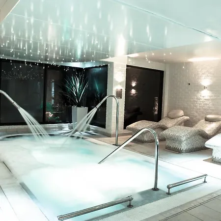 Moddershall Oaks Country Spa Retreat-3