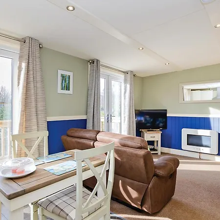 Pickering Lodges-2