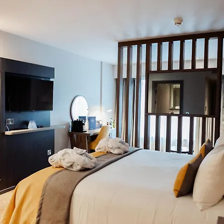 Maldron Hotel Newcastle-3