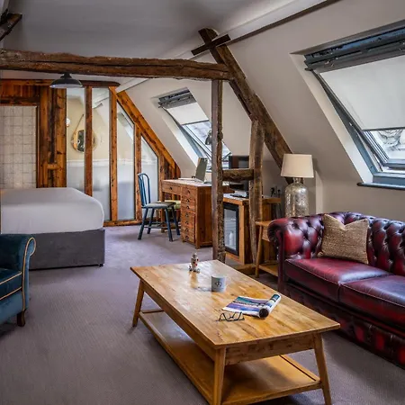 The Fleece At Cirencester-3