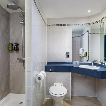 Garner Hotel Lincoln By Ihg-2