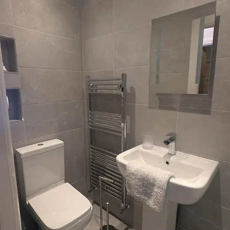 Buile Hill Holiday Flats-3