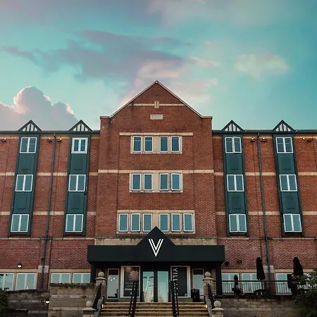 Village Hotel Birmingham Walsall-2