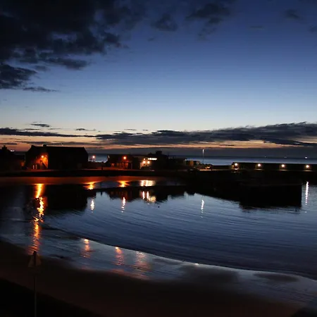 Shorehead Guest House-2