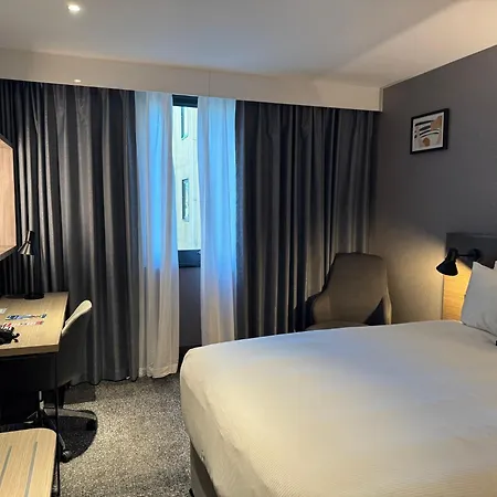 Crowne Plaza London - Kingston By Ihg-3