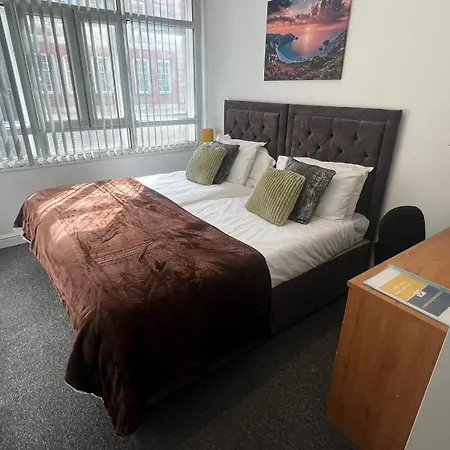 Sangha House - Ensuite Rooms With Shared Kitchen Facilities-3