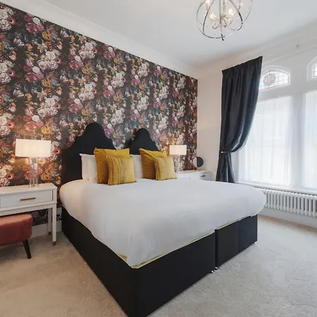 Somerset House Boutique Hotel And Restaurant-3